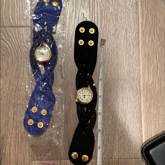 🎉1 hr sale🎉Rhinestone bracelet watch - Picture 1 of 5